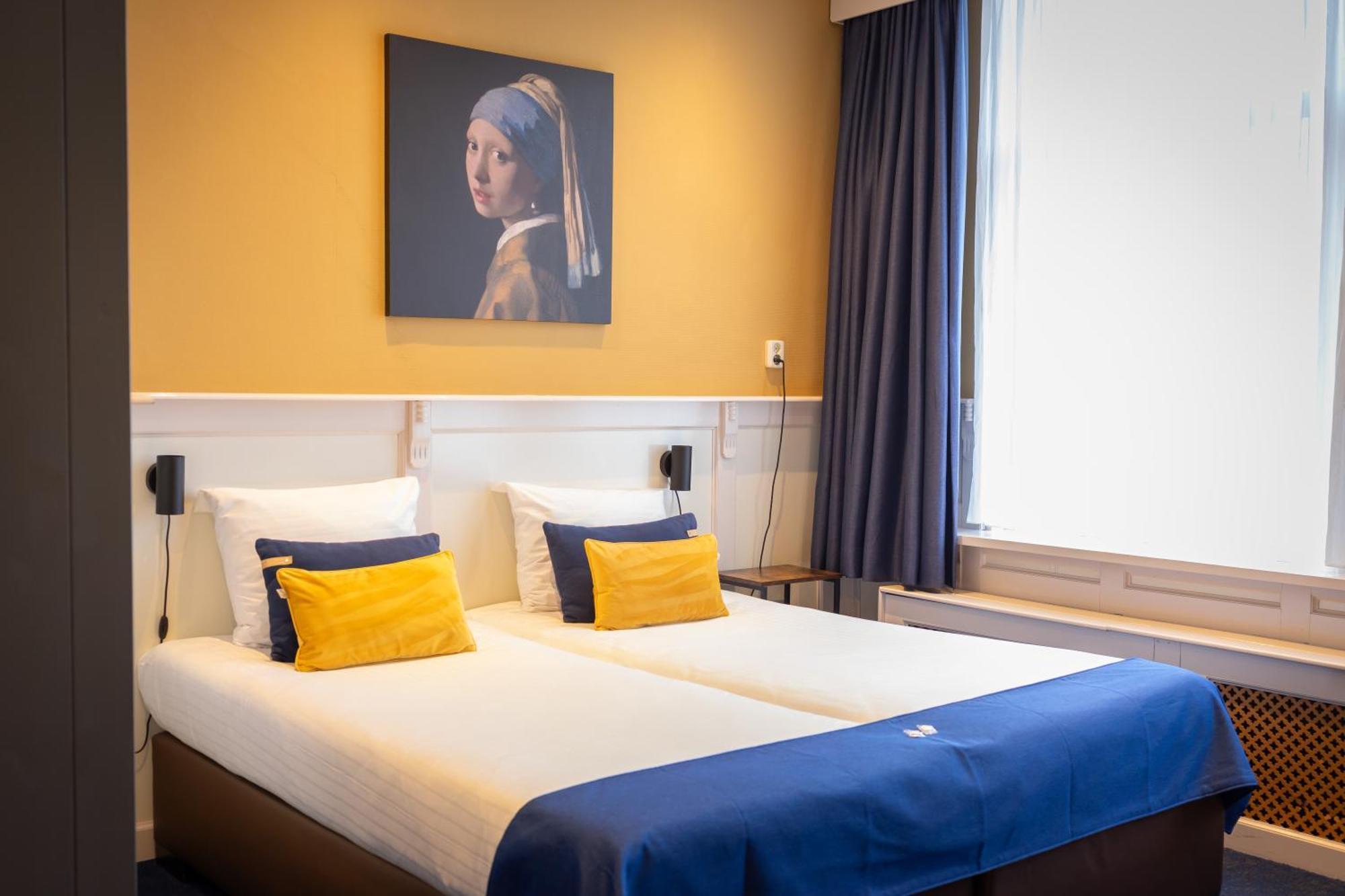 Hotel De Gulden Leeuw Workum Bagian luar foto